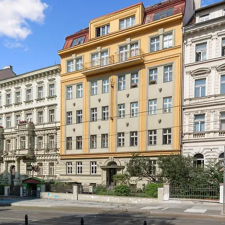 White Haven * Praga
